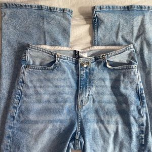 HM FLARE JEANS